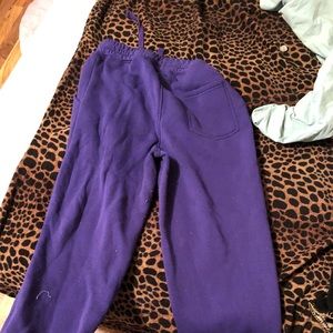 Sweatpants too big never worn